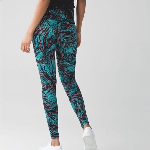 Lululemon Wunder Under Hi-Rise Palm Lace Tofino Leggings - Picture 2 of 7